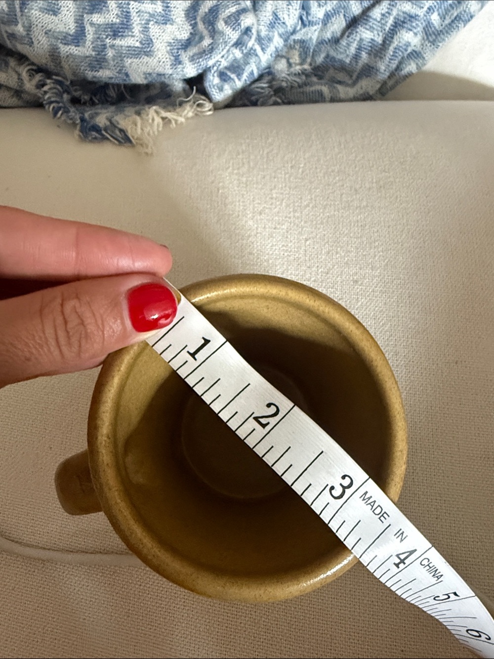 Handcrafted Stoneware Mug in Mustard Yellow - Picture 9 of 10